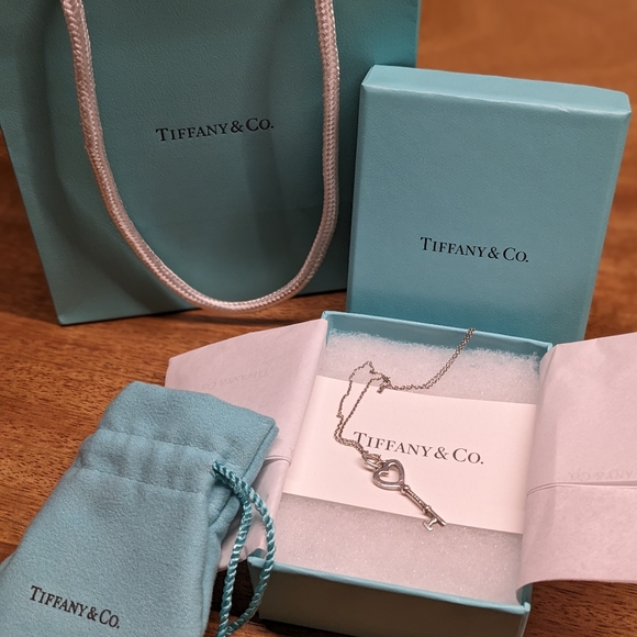Tiffany Heart Key, in silver, Mini - Picture 3 of 5